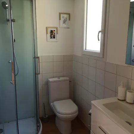 Hébergement de vacances Maisonnette De Charme à 10min De Fontainebleau *