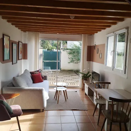 Hébergement de vacances Maisonnette De Charme à 10min De Fontainebleau